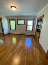 98 Alpine St, Unit 2 in Cambridge, MA - Foto de edificio - Building Photo
