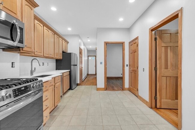 18 O St in Boston, MA - Building Photo - Building Photo