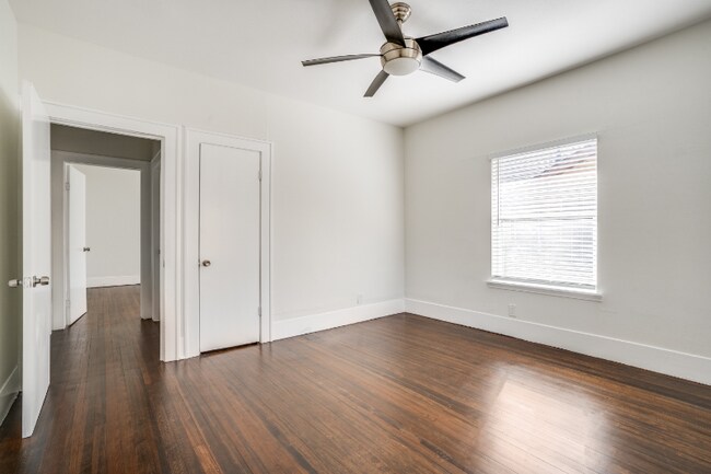 648 N Tyler St in Dallas, TX - Building Photo - Building Photo