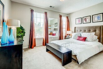 Westlake at Morganton Apartment Homes in Fayetteville, NC - Foto de edificio - Building Photo