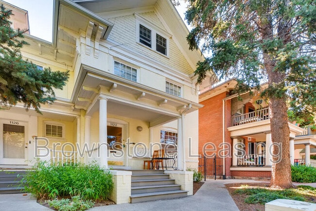property at 1124 Emerson St