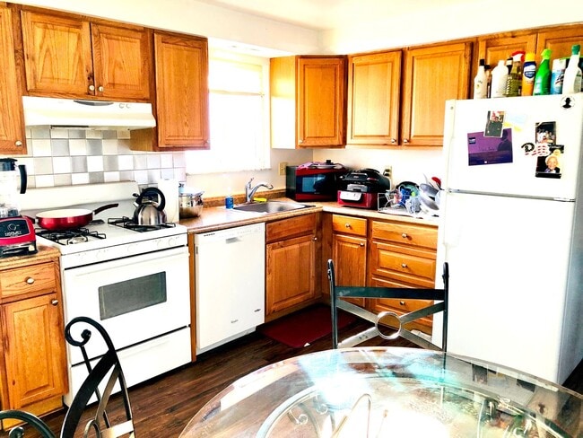 property at 7210-7212 Witherspoon St
