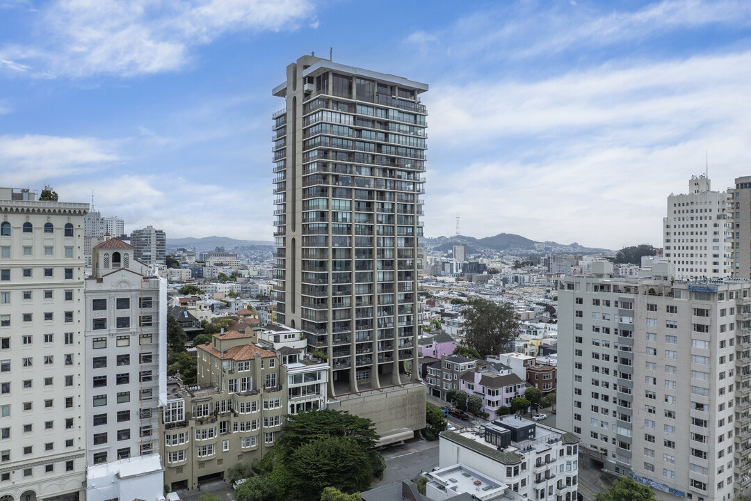 The Summit in San Francisco, CA - Foto de edificio