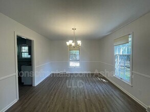 2670 Seminole Dr in Hendersonville, NC - Building Photo - Building Photo
