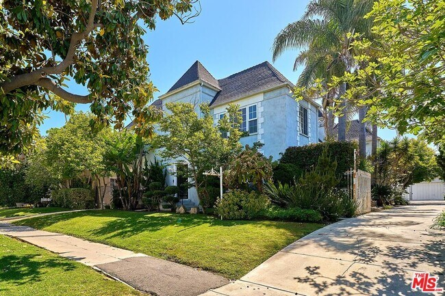 732 S Plymouth Blvd in Los Angeles, CA - Building Photo - Building Photo