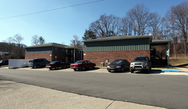 Gla-Low Apartments in Ashland, KY - Building Photo - Building Photo