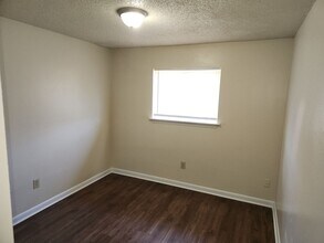 9112 GSRI Ave in Baton Rouge, LA - Building Photo - Building Photo