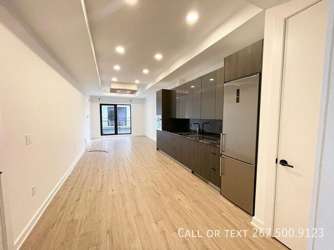 1306 N Front St in Philadelphia, PA - Foto de edificio - Building Photo