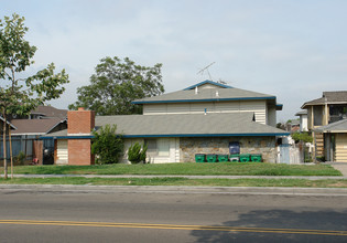 802 N Glassell St in Orange, CA - Building Photo - Building Photo