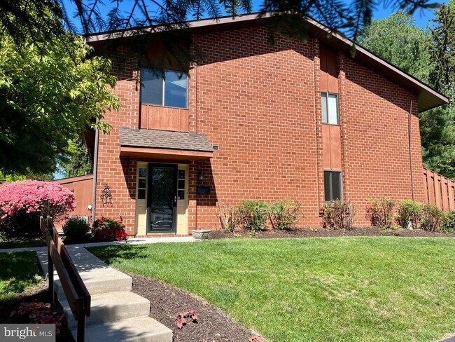 306 Worthington Dr in Exton, PA - Building Photo - Building Photo