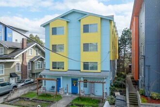 4732 20th Ave NE in Seattle, WA - Building Photo - Building Photo