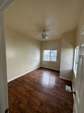 750 E 40th Pl in Los Angeles, CA - Building Photo - Building Photo