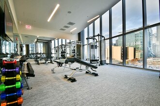 23 S Halsted St in Chicago, IL - Building Photo - Building Photo