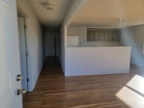 75 Staghorn Ct, Unit 75a Staghorn Ct in Flat Rock, NC - Foto de edificio - Building Photo