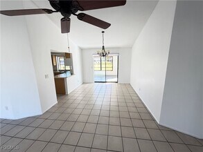 3313 SE 4th Ave in Cape Coral, FL - Building Photo - Building Photo