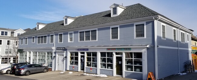 Harbor Hill Place in Portsmouth, NH - Building Photo - Building Photo