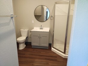 5833 Homewood Dr in Fort Wayne, IN - Foto de edificio - Building Photo