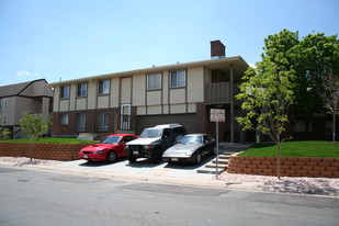 5720 W Warren Ave Apartments