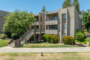 Scottsdale Springs Condominiums in Scottsdale, AZ - Building Photo