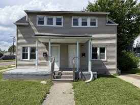11359 Maxwell Ave in Warren, MI - Building Photo