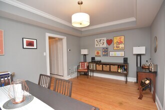 1707 W Winona St in Chicago, IL - Building Photo - Building Photo