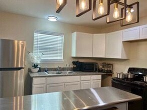 2556 N Tonti St in New Orleans, LA - Building Photo - Building Photo