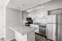 The Vibe @ 8035 photo'