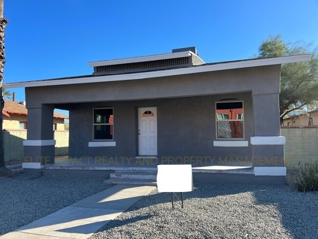 property at 1330 N Tyndall Ave