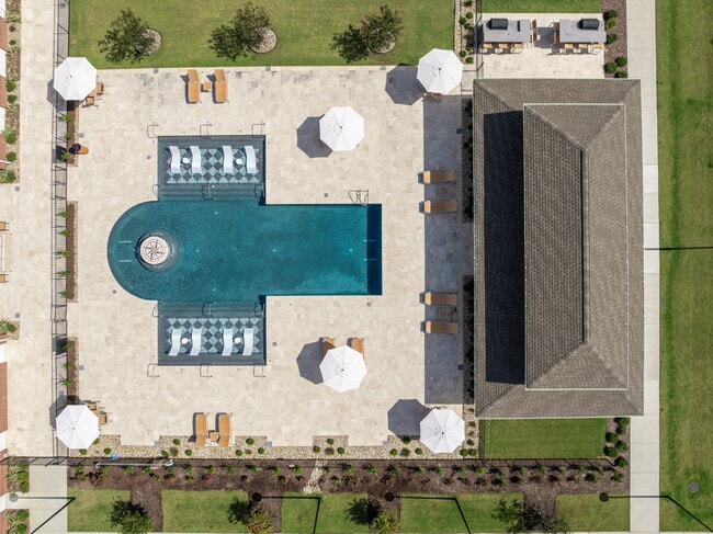 The Westerly at Benn’s Grant in Smithfield, VA - Building Photo - Building Photo