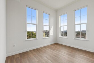 88 S Broadway in Millbrae, CA - Building Photo - Building Photo