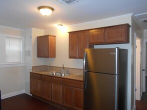 215 Buena Vista Blvd in Lafayette, LA - Building Photo - Building Photo