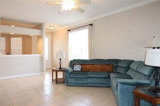 5532 Sir Churchill Dr in Leesburg, FL - Foto de edificio - Building Photo