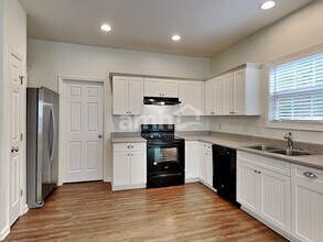 1121 Rutledge Landing Dr in Knightdale, NC - Building Photo - Building Photo
