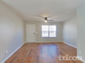 933 Joselynn Drive in Gastonia, NC - Building Photo - Building Photo