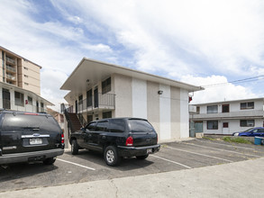 94-121 Pupukahi St in Waipahu, HI - Building Photo - Building Photo