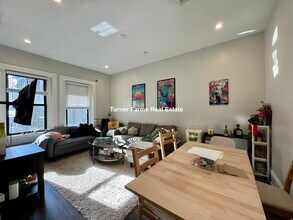 1520 Tremont St, Unit 2 in Boston, MA - Building Photo - Building Photo