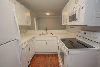 2502 S 317th St in Federal Way, WA - Building Photo - Building Photo