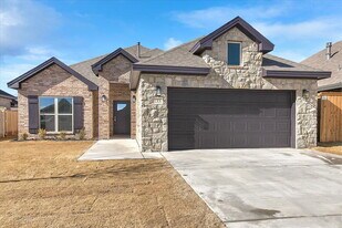 133 Calvin Dr in Wolfforth, TX - Building Photo
