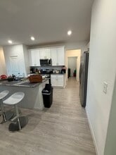 16527 Pine Arrow Dr in Conroe, TX - Foto de edificio - Building Photo