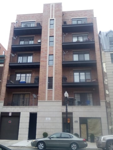 property at 1429 N Sedgwick St