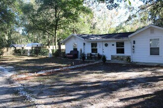 2425 SE 10th Ave in Gainesville, FL - Building Photo - Building Photo
