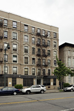 107-109 W 135th St in New York, NY - Foto de edificio - Building Photo