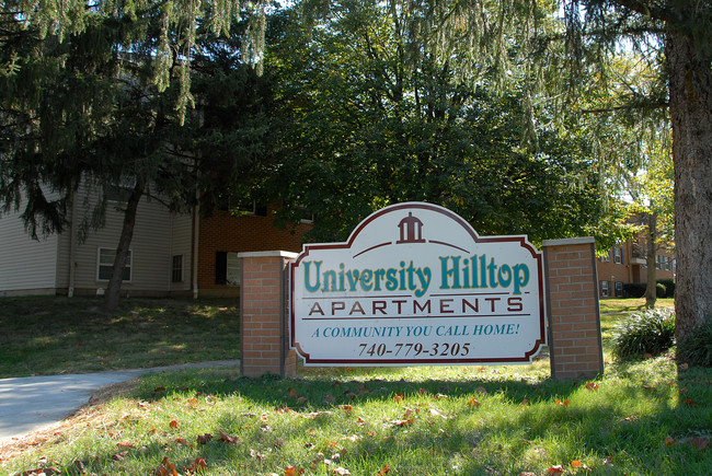 University Hilltop Apartments in Chillicothe, OH - Foto de edificio - Building Photo