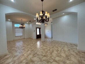 3333 Hagen Lp in Laredo, TX - Building Photo - Building Photo