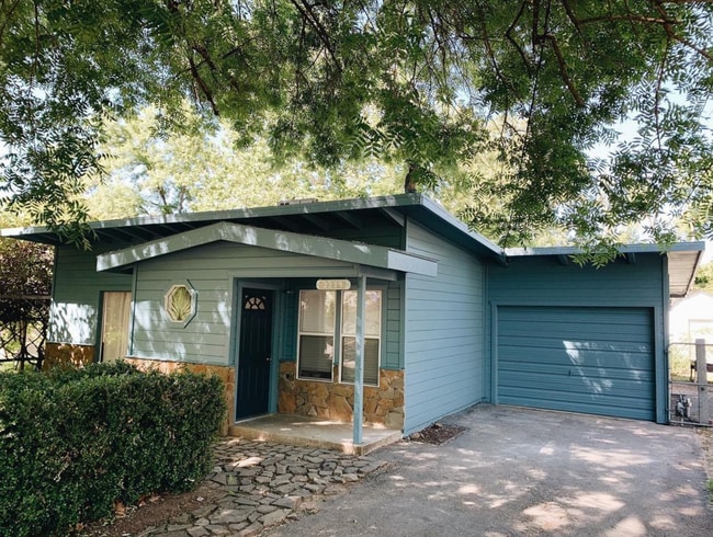 property at 2274 Paris Ave