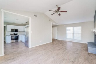 4736 Scots Briar Ln in Fort Worth, TX - Building Photo - Building Photo