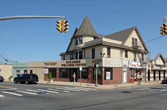 9B Davison Ave in Oceanside, NY - Building Photo - Building Photo