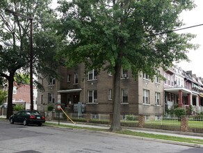 1236 Shepherd St NW in Washington, DC - Building Photo - Building Photo