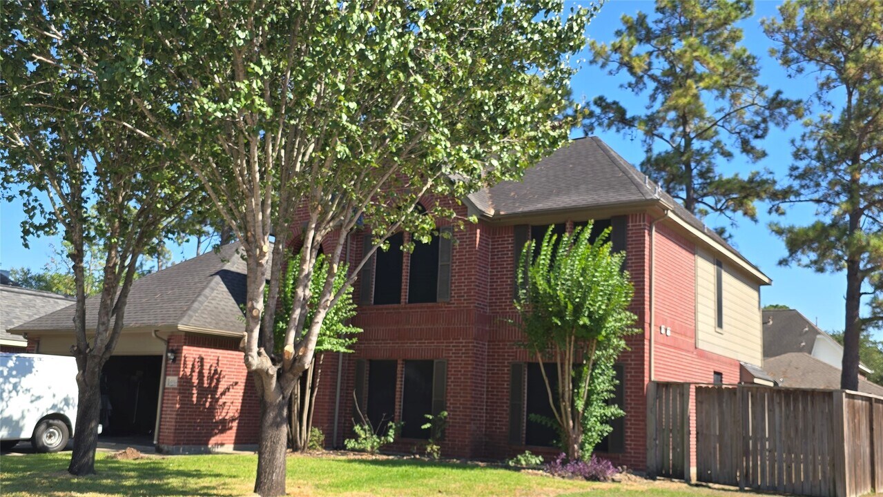 14043 Fairwood Breeze in Cypress, TX - Building Photo