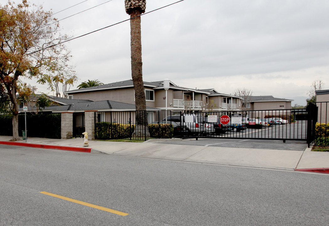 Vintage Park Apartments in West Covina, CA - Foto de edificio